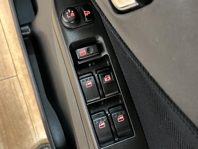 ムーヴカスタム X 1年間走行距離無制限保証ナビゲーション ETC車載器 ディスチャージヘッドライト キーフリーシステム オートエアコン 電動格納ドアミラー 1年間走行距離無制限保証 法定12か月点検整備付き(大阪府)の中古車