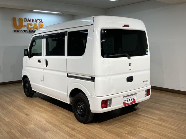 エブリイＰＣ　ＡＭ／ＦＭラジオ・ＥＴＣ車載器・リモコンキ−ＡＭ／ＦＭラジオ・ＥＴＣ車載器・エアコン・パワステ・パワーウィンドウ（フロントのみ）・リモコンキ−・両側スライドドア・１年間走行距離無制限保証・車検整備付き（大阪府）の中古車