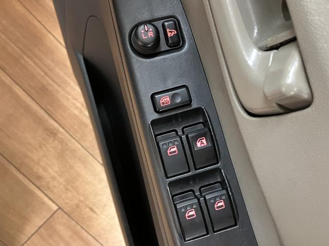 ミラＸリミテッド　純正フルセグナビ・ＥＴＣ・社外品アルミホイ−ル純正フルセグナビ・ＣＤ／ＤＶＤ／Ｂｌｕｅｔｏｏｔｈ・ＥＴＣ車載器・社外品アルミホイ−ル・電動格納ドアミラー・スマ−トキ−・マット／バイザ−装備（大阪府）の中古車