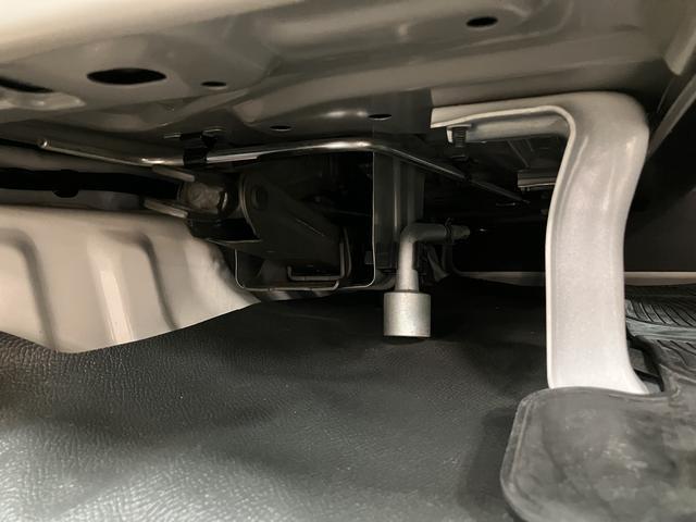 ハイゼットカーゴＤＸワンセグ対応ナビゲーション　バックカメラ　ＥＴＣ車載器　ドラレコ　フロントパワーウィンドウ　エアコン　キーレスエントリー　プライバシーガラス　バックブザー　１年間走行距離無制限保証（大阪府）の中古車