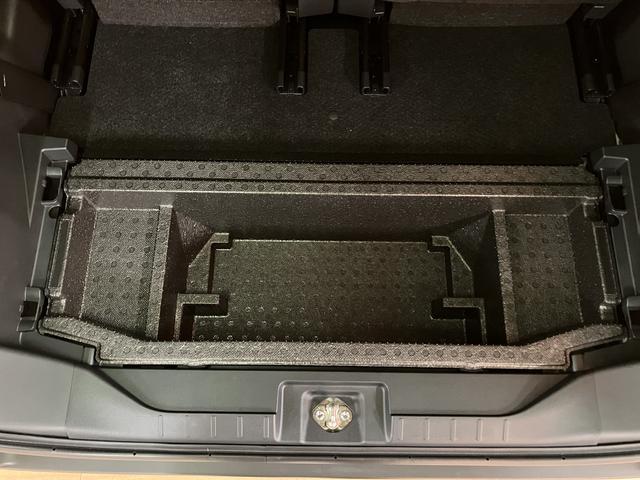 タントファンクロスターボリミテッドターボ　ＥＴＣ車載器　クルーズコントロール　ＬＥＤヘッドライト　ＬＥＤフォグランプ　両側電動スライドドア　バックカメラ　オーディオレス　シートヒーター　令和８年式届出済未使用車（大阪府）の中古車
