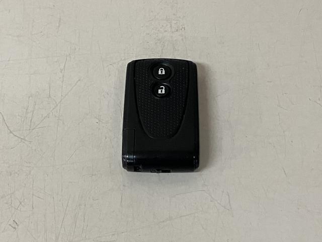 ミラココアココアＸナビゲーション（Ｂｌｕｅｔｏｏｔｈ／フルセグＴＶ対応）　ＥＴＣ車載器　スマートキー　オートエアコン　電動格納ドアミラー　スペアタイヤ　１年間走行距離無制限保証　車検整備付き（大阪府）の中古車