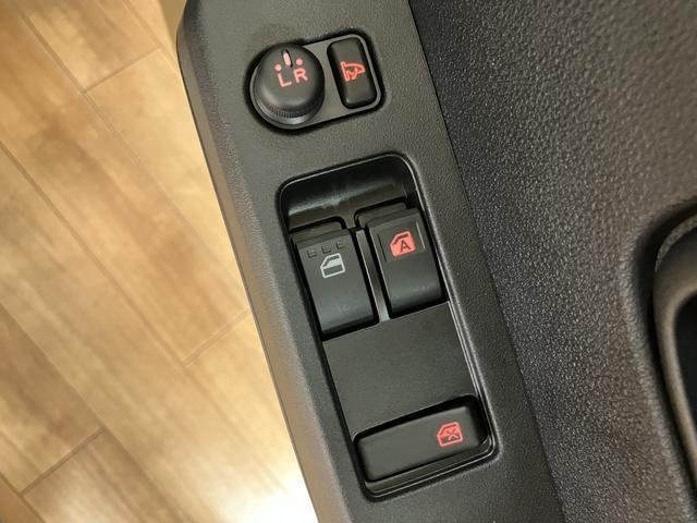 ハイゼットトラックジャンボエクストラ4WD・オーディオレス・LEDヘッドライト4WD/CVT車・オーディオレス・LEDヘッドライト・オートライト・コ−ナ−センサ−・スマ−トキ−・オーバ−ヘッドシェルフ・電動格納ドアミラー・荷台LEDライト(大阪府)の中古車
