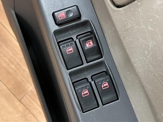 ミラL 5M/T5速マニュアルミッション 純正CDステレオ キーレスエントリー エアコン パワーウィンドウ 法定12か月点検整備付き 1年間走行距離無制限保証(大阪府)の中古車