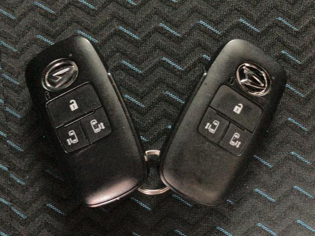 トールカスタムＧナビゲーション　バックカメラ　前後ドライブレコーダー　ＥＴＣ車載器　ＬＥＤヘッドライト　両側電動スライドドア　スマートキー　プッシュスタート　スマートアシスト　電動パーキングブレーキ（大阪府）の中古車