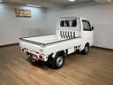１年間距離無制限保証／３．９万キロ／４ＷＤ／オートマチック／ディスチャージヘッドランプ／フォグランプ／エアコン／パワステ／パワーウインドウ／キーレスエントリー／ＣＤステレオ／早い者勝ちですよ！！！（大阪府）の中古車