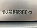 １年間距離無制限保証／ＣＤチューナー／ＥＴＣ／ＬＥＤヘッドランプ／プッシュボタンスタート／電動格納ドアミラー／コーナーセンサー／衝突軽減ブレーキ／エアコン／パワステ／パワーウィンドウ（大阪府）の中古車