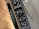 ４ＷＤ／ナビ／Ｂｌｕｅｔｏｏｔｈ／キーレスエントリー／衝突軽減ブレーキ／１年間距離無制限保証／電動格納ドアミラー／アイドリングストップ／エアコン／パワステ／パワーウィンドウ／エアバッグ（大阪府）の中古車