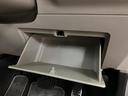 純正フルセグナビ・ＣＤ／ＤＶＤ／Ｂｌｕｅｔｏｏｔｈ・ＥＴＣ車載器・社外品アルミホイ−ル・電動格納ドアミラー・スマ−トキ−・マット／バイザ−装備（大阪府）の中古車