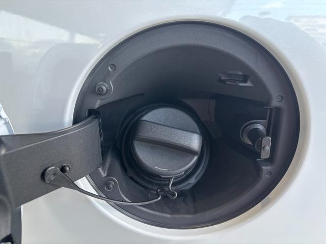 タントＸナビ取付時バックカメラ対応　フロントシートヒーター　助手席側電動スライドドア　オートエアコン　プッシュスタートスイッチ　キーフリーシ　電動格納式ドアミラー　パワーウィンドウ　アイドリングストップ機能（奈良県）の中古車