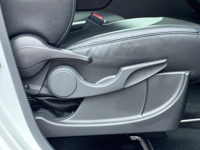 タントカスタムＲＳ９インチスマホ連携ディスプレイオーディオ　バックカメラ　ＬＥＤヘッドランプ　電動パーキング　アイドリングストップ　前席シートヒーター　コーナーセンサー　両側パワースライドドア　プッシュボタンスタート（奈良県）の中古車