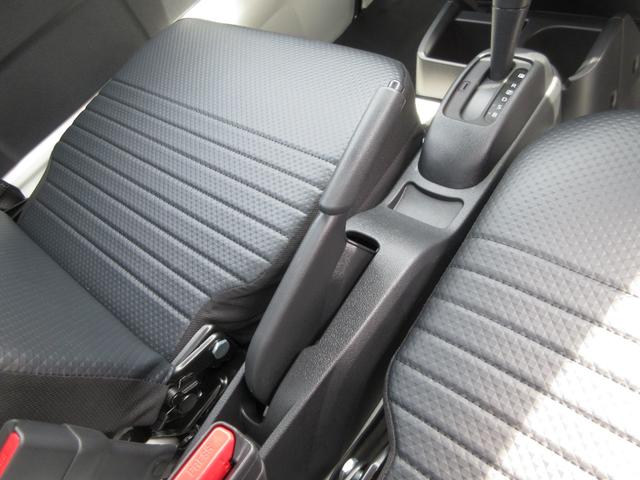 ハイゼットトラックスタンダードＡＭ／ＦＭラジオ　禁煙車　マニュアルエアコン　ＣＶＴ　パワーステアリング　運転席エアバック　ＡＢＳ（奈良県）の中古車