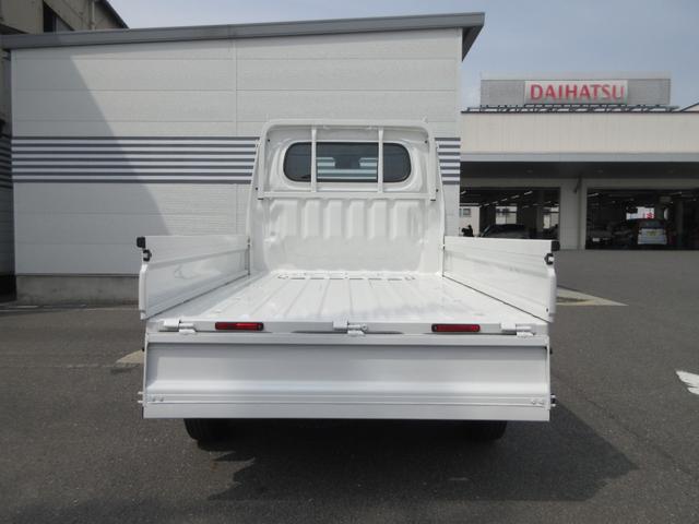 ハイゼットトラックスタンダードＡＭ／ＦＭラジオ　禁煙車　マニュアルエアコン　ＣＶＴ　パワーステアリング　運転席エアバック　ＡＢＳ（奈良県）の中古車