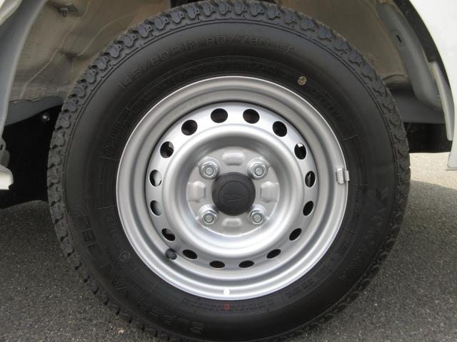 ハイゼットトラックスタンダードＡＭ／ＦＭラジオ　禁煙車　マニュアルエアコン　ＣＶＴ　パワーステアリング　運転席エアバック　ＡＢＳ（奈良県）の中古車