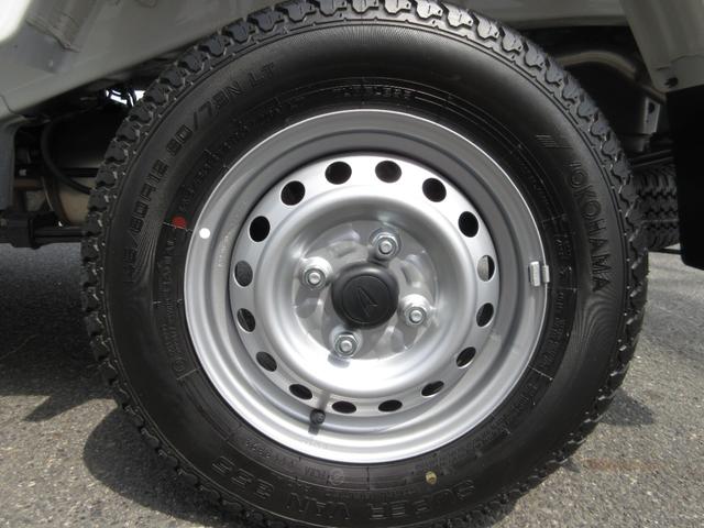 ハイゼットトラックスタンダードＡＭ／ＦＭラジオ　禁煙車　マニュアルエアコン　ＣＶＴ　パワーステアリング　運転席エアバック　ＡＢＳ（奈良県）の中古車
