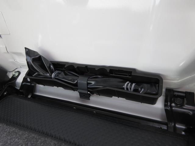 ハイゼットトラックスタンダードＡＭ／ＦＭラジオ　禁煙車　マニュアルエアコン　ＣＶＴ　パワーステアリング　運転席エアバック　ＡＢＳ（奈良県）の中古車