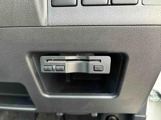 タントカスタムＲＳ　トップエディションＶＳ　ＳＡIII純正ナビ　全周囲カメラ　ＥＴＣ　ドライブレコーダー　オートエアコン　運転席シートヒーター　左右パワースライドドア　プッシュボタンスタート　アイドリングストップ　アルミホイール　電動格納式ドアミラー（奈良県）の中古車