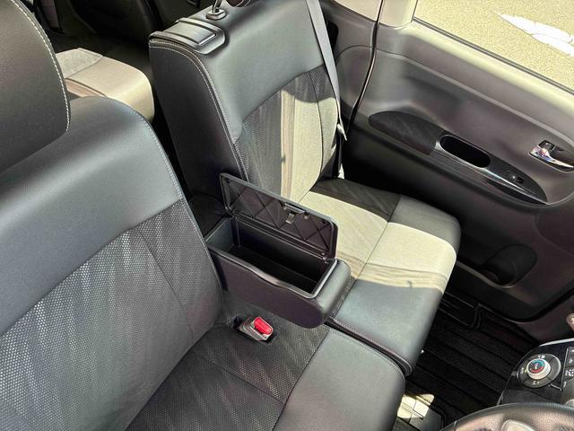 タントカスタムＲＳ　トップエディションＶＳ　ＳＡIII純正ナビ　全周囲カメラ　ＥＴＣ　ドライブレコーダー　オートエアコン　運転席シートヒーター　左右パワースライドドア　プッシュボタンスタート　アイドリングストップ　アルミホイール　電動格納式ドアミラー（奈良県）の中古車