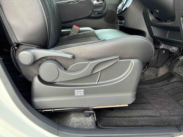タントカスタムＲＳ　トップエディションＶＳ　ＳＡIII純正ナビ　全周囲カメラ　ＥＴＣ　ドライブレコーダー　オートエアコン　運転席シートヒーター　左右パワースライドドア　プッシュボタンスタート　アイドリングストップ　アルミホイール　電動格納式ドアミラー（奈良県）の中古車