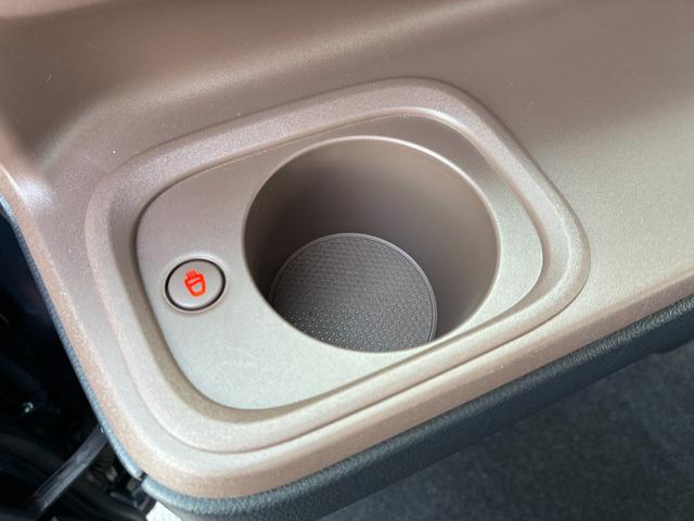 ムーヴキャンバスセオリーＧターボオートエアコン　左右フロントシートヒーター　左右パワースライドドア　電動パーキングブレーキ　電動格納式ドアミラー　ＬＥＤヘッドランプ　プッシュボタンスタート　オーディオ穴　パノラマカメラ対応（奈良県）の中古車