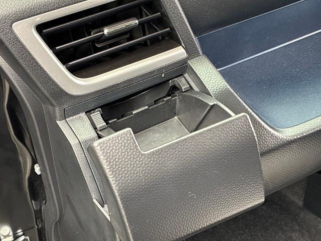 トールカスタムＧ　ターボＤＶＤ／ＵＳＢチューナー　バックカメラ　オートエアコン　左右パワースライドドア　電動パーキングブレーキ　ＬＥＤヘッドランプ　プッシュボタンスタート　アイドリングストップ　電動格納式ドアミラー（奈良県）の中古車