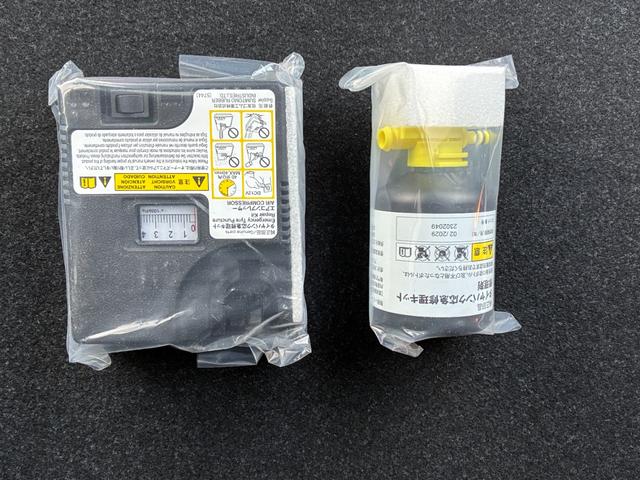 トールカスタムＧ　ターボＤＶＤ／ＵＳＢチューナー　バックカメラ　オートエアコン　左右パワースライドドア　電動パーキングブレーキ　ＬＥＤヘッドランプ　プッシュボタンスタート　アイドリングストップ　電動格納式ドアミラー（奈良県）の中古車