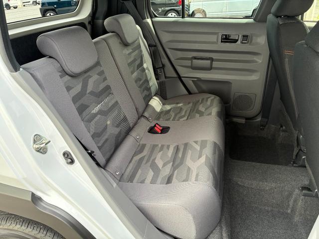 タフトＧ電動パーキング　ＬＥＤヘッドランプ　コーナーセンサー　前席シートヒーター　オートエアコン　プッシュボタンスタート　アイドリングストップ　アルミホイール　キーフリーシステム（奈良県）の中古車