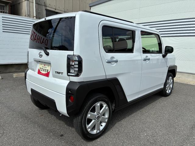 タフトＧ電動パーキング　ＬＥＤヘッドランプ　コーナーセンサー　前席シートヒーター　オートエアコン　プッシュボタンスタート　アイドリングストップ　アルミホイール　キーフリーシステム（奈良県）の中古車