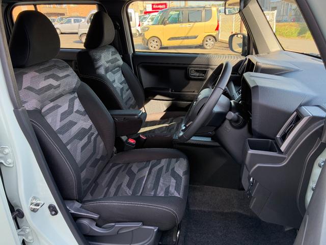 タフトG ダーククロムベンチャー電動パーキング LEDヘッドランプ アイドリングストップ プッシュボタンスタート 前席シートヒーター コーナーセンサー 電動格納式ミラー オートエアコン キーフリーシステム オーディオ穴(奈良県)の中古車