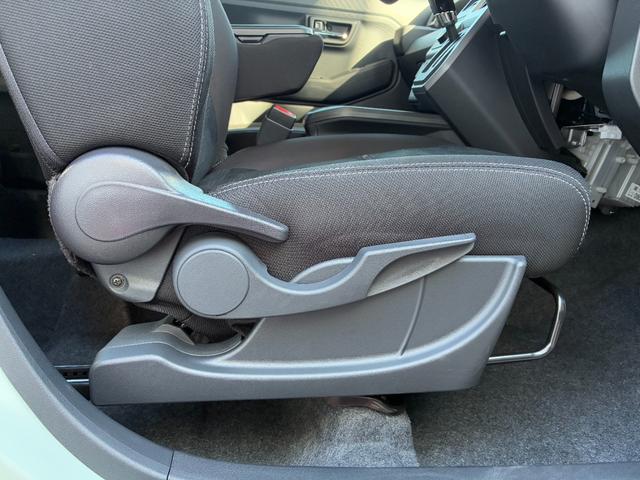 タフトG ダーククロムベンチャー電動パーキング LEDヘッドランプ アイドリングストップ プッシュボタンスタート 前席シートヒーター コーナーセンサー 電動格納式ミラー オートエアコン キーフリーシステム オーディオ穴(奈良県)の中古車