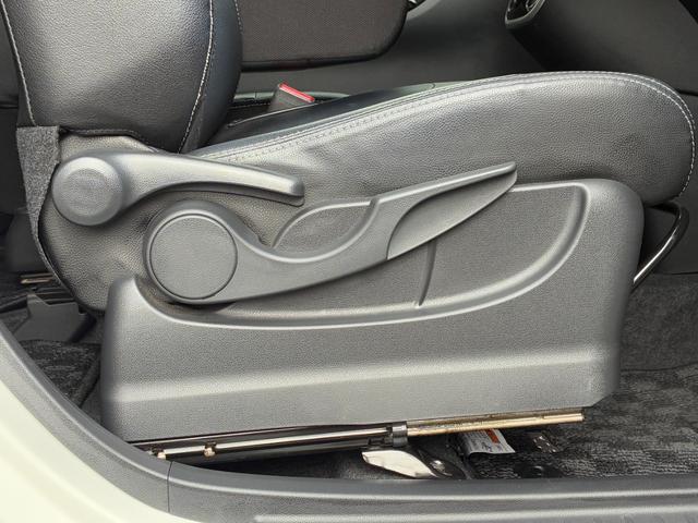 ムーヴカスタム　ＲＳ　ハイパーＳＡIIIナビゲーション　ドライブレコーダー　ＥＴＣ　バックカメラ　ＬＥＤヘッドランプ　運転席シートヒーター　オートエアコン　電動格納式ミラー　アイドリングストップ　アルミホイール　キーフリーシステム（奈良県）の中古車