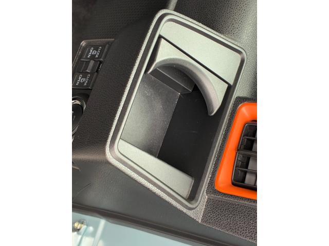 タントファンクロスオーディオ穴 LEDヘッドランプ 前席シートヒーター 電動パーキング アイドリングストップ プッシュボタンスタート 両側パワースライドドア コーナーセンサー キーフリーシステム(奈良県)の中古車