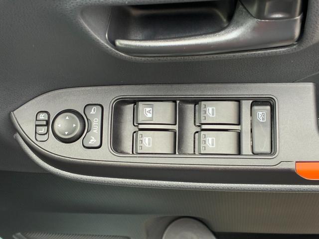 タントファンクロスオーディオ穴 LEDヘッドランプ 前席シートヒーター 電動パーキング アイドリングストップ プッシュボタンスタート 両側パワースライドドア コーナーセンサー キーフリーシステム(奈良県)の中古車