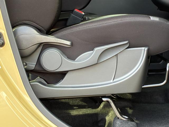 タントファンクロスＬＥＤヘッドランプ　電動パーキング　前席シートヒーター　アイドリングストップ　プッシュボタンスタート　両側パワースライドドア　オートエアコン　電動格納式ミラー（奈良県）の中古車