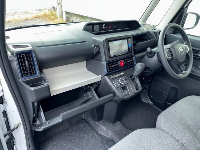 タントＸナビゲーション　ドライブレコーダー　バックカメラ　ＬＥＤヘッドランプ　アイドリングストップ　前席シートヒーター　電動パーキング　キーフリーシステム　助手席側パワースライドドア（奈良県）の中古車