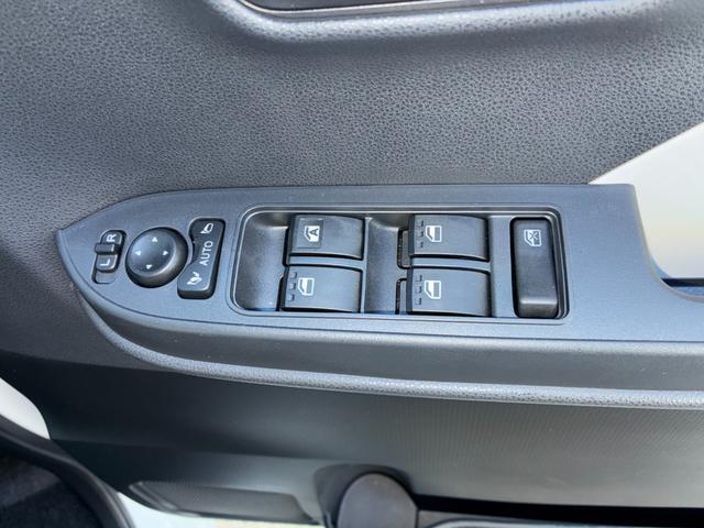 タントＸナビゲーション　ドライブレコーダー　バックカメラ　ＬＥＤヘッドランプ　運転席シートヒーター　電動パーキング　助手席側パワースライドドア　オートエアコン　コーナーセンサー　電動格納式ミラー（奈良県）の中古車