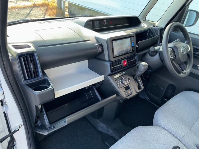 タントＸナビゲーション　ドライブレコーダー　バックカメラ　ＬＥＤヘッドランプ　運転席シートヒーター　電動パーキング　助手席側パワースライドドア　オートエアコン　コーナーセンサー　電動格納式ミラー（奈良県）の中古車