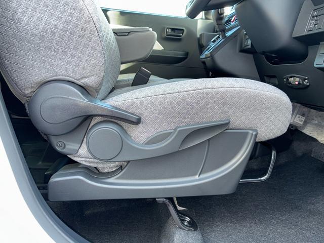 タントＸナビゲーション　ドライブレコーダー　バックカメラ　ＬＥＤヘッドランプ　運転席シートヒーター　電動パーキング　助手席側パワースライドドア　オートエアコン　コーナーセンサー　電動格納式ミラー（奈良県）の中古車