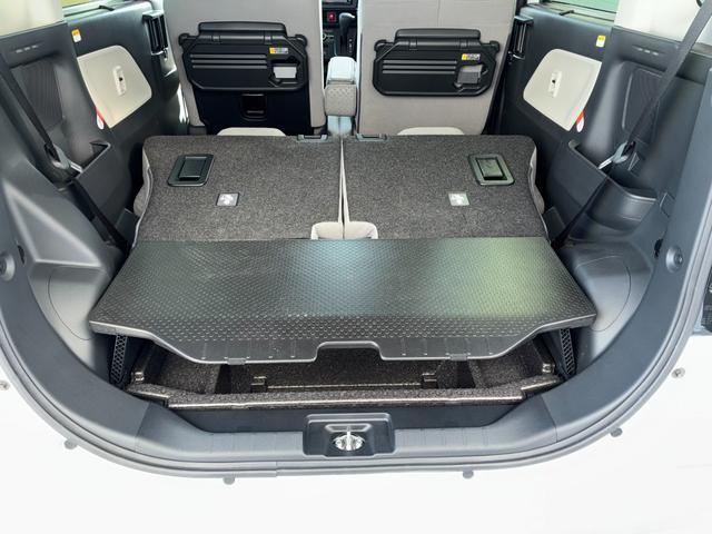 タントＸナビゲーション　ドライブレコーダー　バックカメラ　ＬＥＤヘッドランプ　運転席シートヒーター　電動パーキング　助手席側パワースライドドア　オートエアコン　コーナーセンサー　電動格納式ミラー（奈良県）の中古車