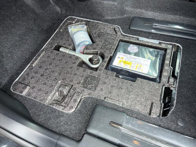 タントカスタムＸオーディオ穴　ＬＥＤヘッドランプ　電動パーキング　アイドリングストップ　プッシュボタンスタート　両側パワースライドドア　コーナーセンサー　前席シートヒーター　オートエアコン　キーフリーシステム（奈良県）の中古車