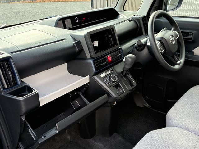 タントXオーディオ穴 LEDヘッドランプ 電動パーキング 前席シートヒーター コーナーセンサー アイドリングストップ プッシュボタンスタート オートエアコン 電動格納式ミラー(奈良県)の中古車