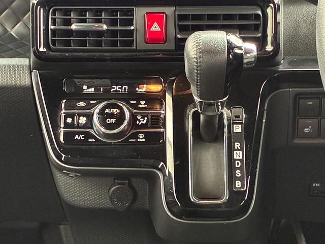 タントカスタムＲＳスタイルセレクションナビゲーション　ドライブレコーダー　パノラマモニター　前席シートヒーター　ＬＥＤヘッドランプ　アダプティブクルーズコントロール　アイドリングストップ　コーナーセンサー　　キーフリーシステム（奈良県）の中古車