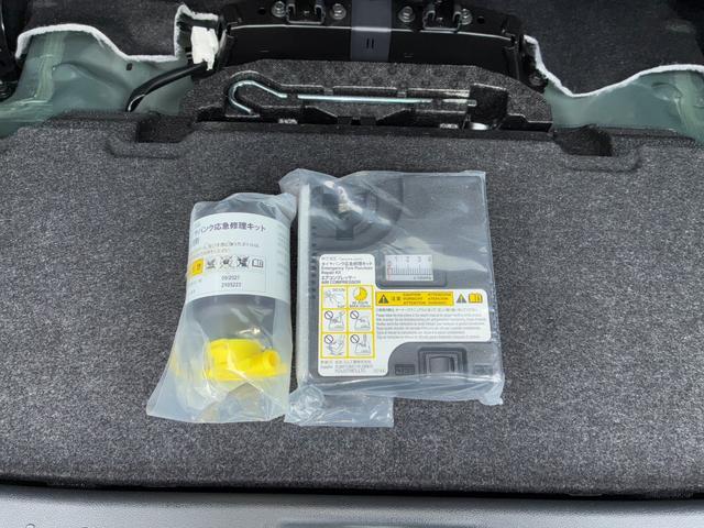 ムーヴＸリミテッドII　ＳＡIIIＣＤチューナー　ＬＥＤヘッドランプ　オートエアコン　プッシュボタンスタート　アイドリングストップ　運転席シートヒーター　オートハイビーム　電動格納式ミラー　キーフリーシステム（奈良県）の中古車