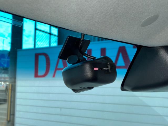 タントカスタムＲＳ　トップエディションＶＳ　ＳＡIIIナビゲーション　ドライブレコーダー　ＥＴＣ　パノラマモニター　ＬＥＤヘッドランプ　運転席シートヒーター　プッシュボタンスタート　アイドリングストップ　両側パワースライドドア　オートエアコン（奈良県）の中古車