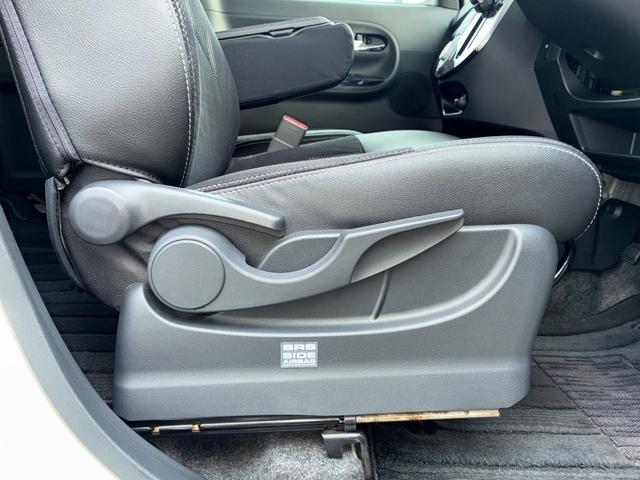 タントカスタムＲＳ　トップエディションＶＳ　ＳＡIIIナビゲーション　ドライブレコーダー　ＥＴＣ　パノラマモニター　ＬＥＤヘッドランプ　運転席シートヒーター　プッシュボタンスタート　アイドリングストップ　両側パワースライドドア　オートエアコン（奈良県）の中古車