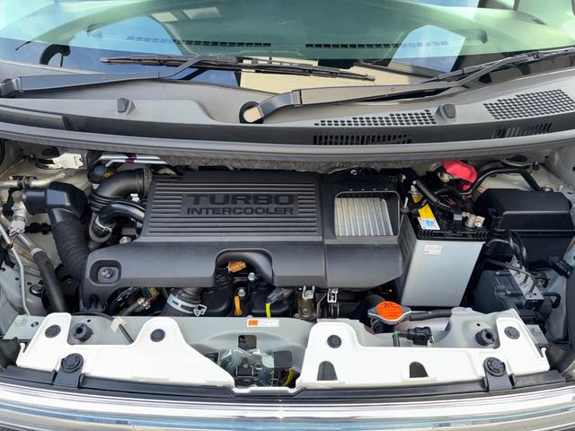 タントカスタムＲＳ　トップエディションＶＳ　ＳＡIIIナビゲーション　ドライブレコーダー　ＥＴＣ　パノラマモニター　ＬＥＤヘッドランプ　運転席シートヒーター　プッシュボタンスタート　アイドリングストップ　両側パワースライドドア　オートエアコン（奈良県）の中古車