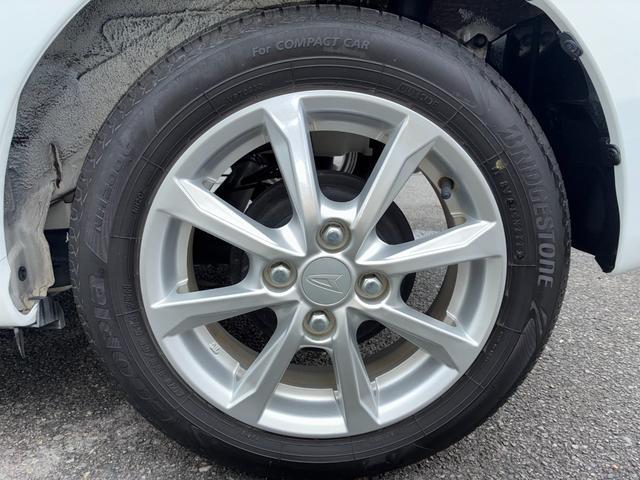 ムーヴＸリミテッドII　ＳＡIIIＬＥＤヘッドランプ　電動格納式ミラー　オートエアコン　運転席シートヒーター　プッシュボタンスタート　アイドリングストップ　キーフリーシステム（奈良県）の中古車