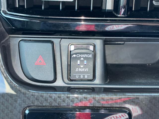 ムーヴカスタム　ＸリミテッドII　ＳＡIIIナビゲーション　ドライブレコーダー　パノラマモニター　ＬＥＤヘッドランプ　前席シートヒーター　オートエアコン　プッシュボタンスタート　アイドリングストップ　電動格納式ミラー（奈良県）の中古車