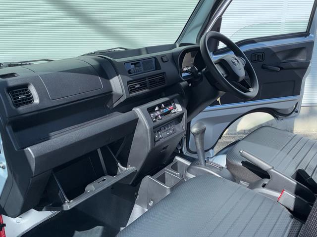 ハイゼットトラックスタンダード４ＷＤ　ＡＭ／ＦＭチューナー　アイドリングストップ　コーナーセンサー　スマートアシスト（奈良県）の中古車