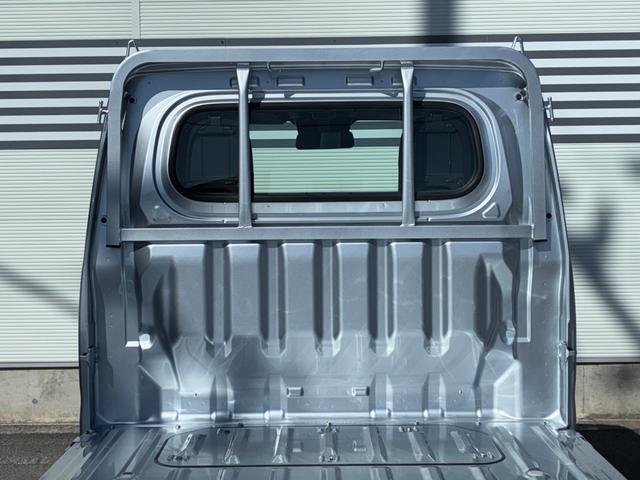 ハイゼットトラックスタンダード４ＷＤ　ＡＭ／ＦＭチューナー　アイドリングストップ　コーナーセンサー　スマートアシスト（奈良県）の中古車